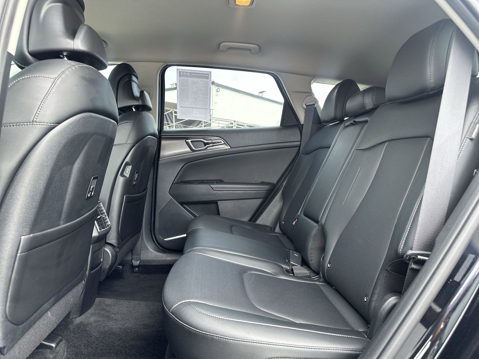 Certified 2024 Kia Sportage EX image 23