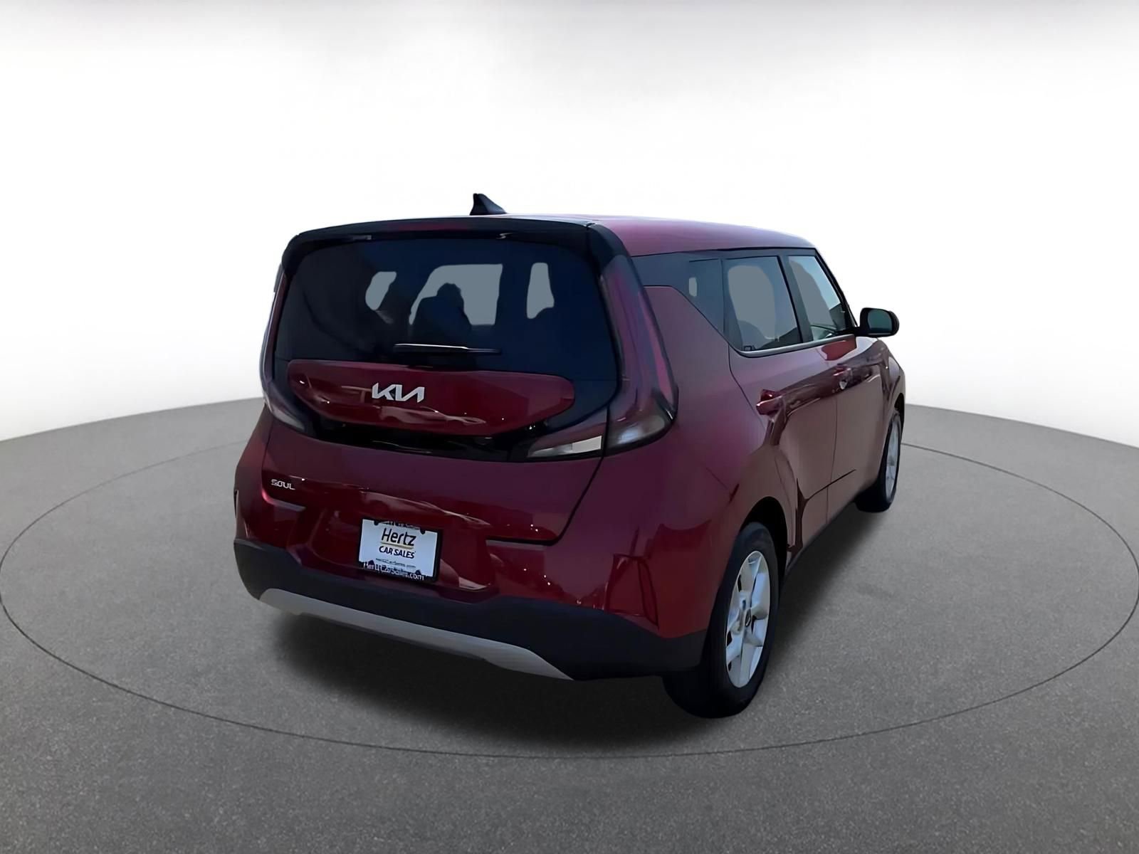 Used 2025 Kia Soul LX w/ LX Technology Package FWD image 13
