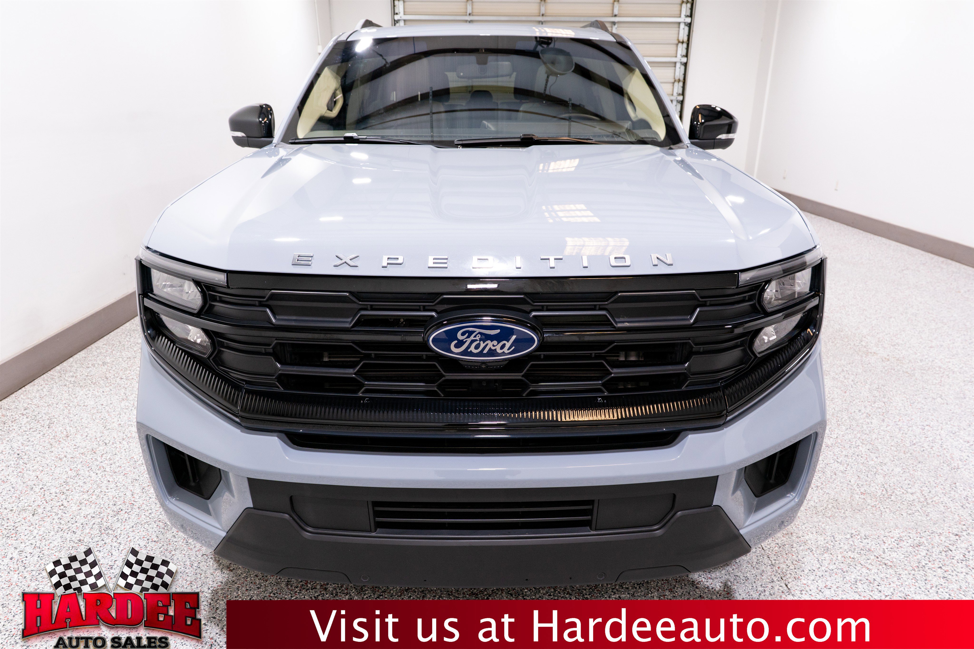 Used 2025 Ford Expedition Active AWD/4WD image 7