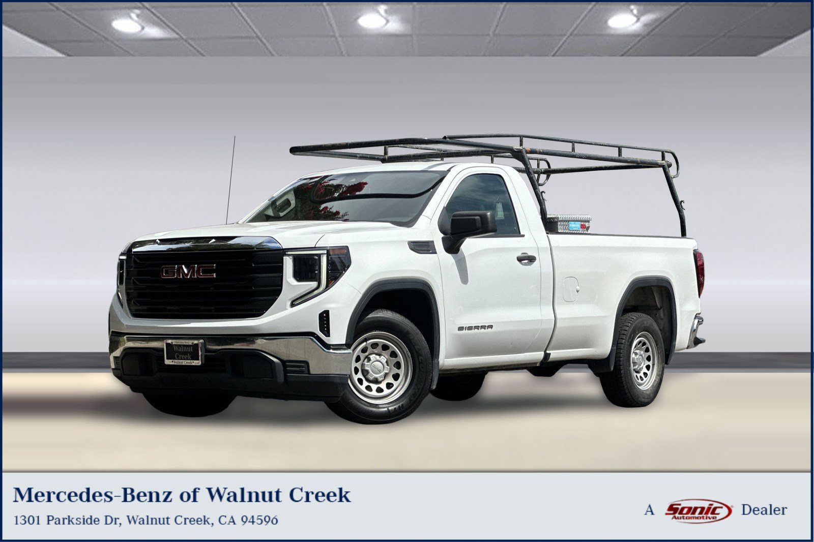 Used 2022 GMC Sierra 1500 Pro w/ Convenience Package RWD image 1