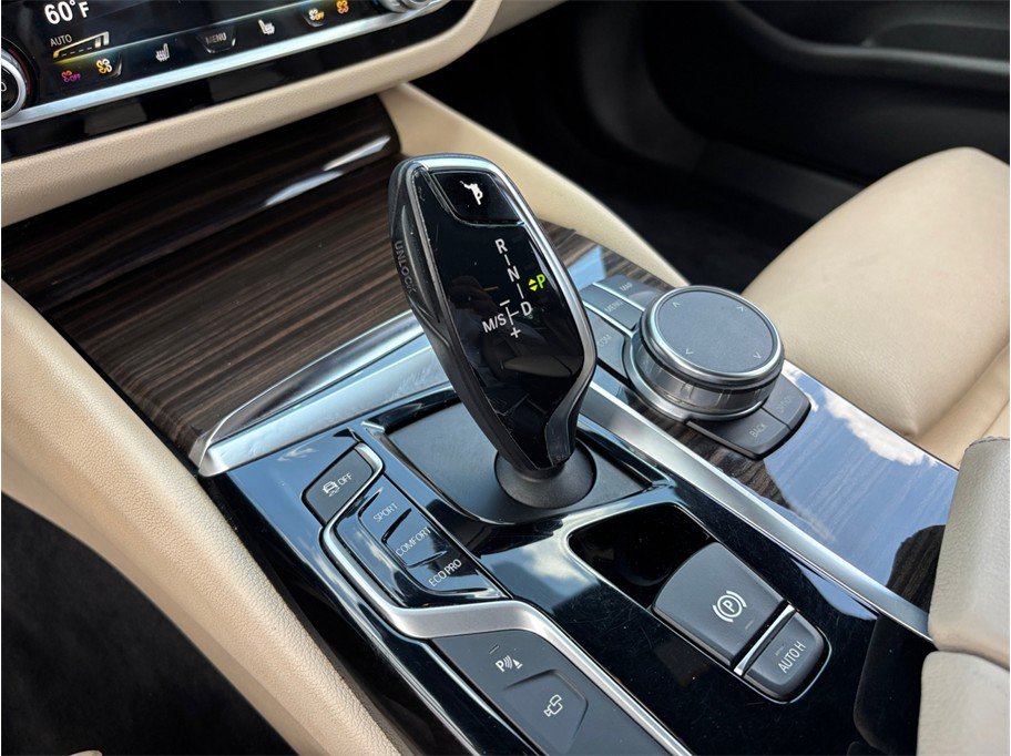 Used 2018 BMW 530i w/ Premium Package RWD image 41