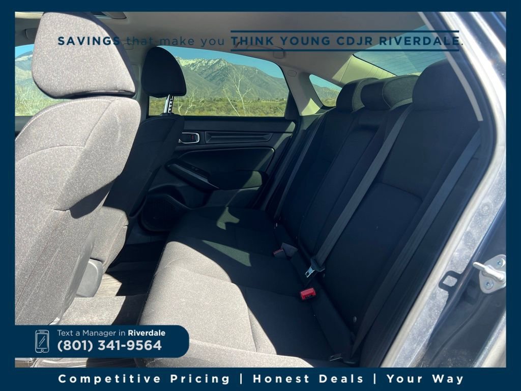 Used 2022 Honda Civic EX image 9