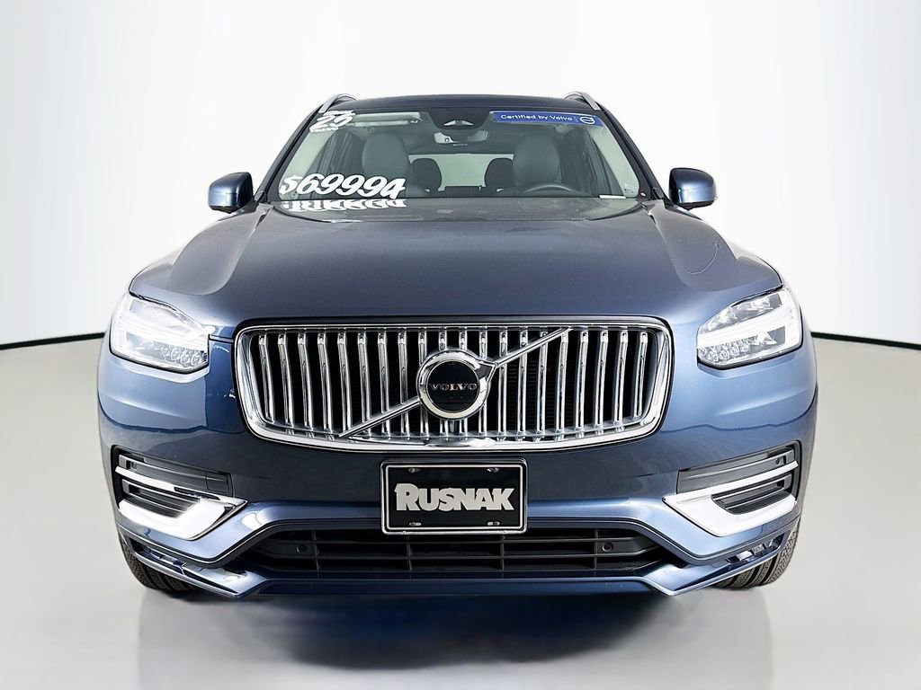 Certified 2025 Volvo XC90 B6 Core image 2