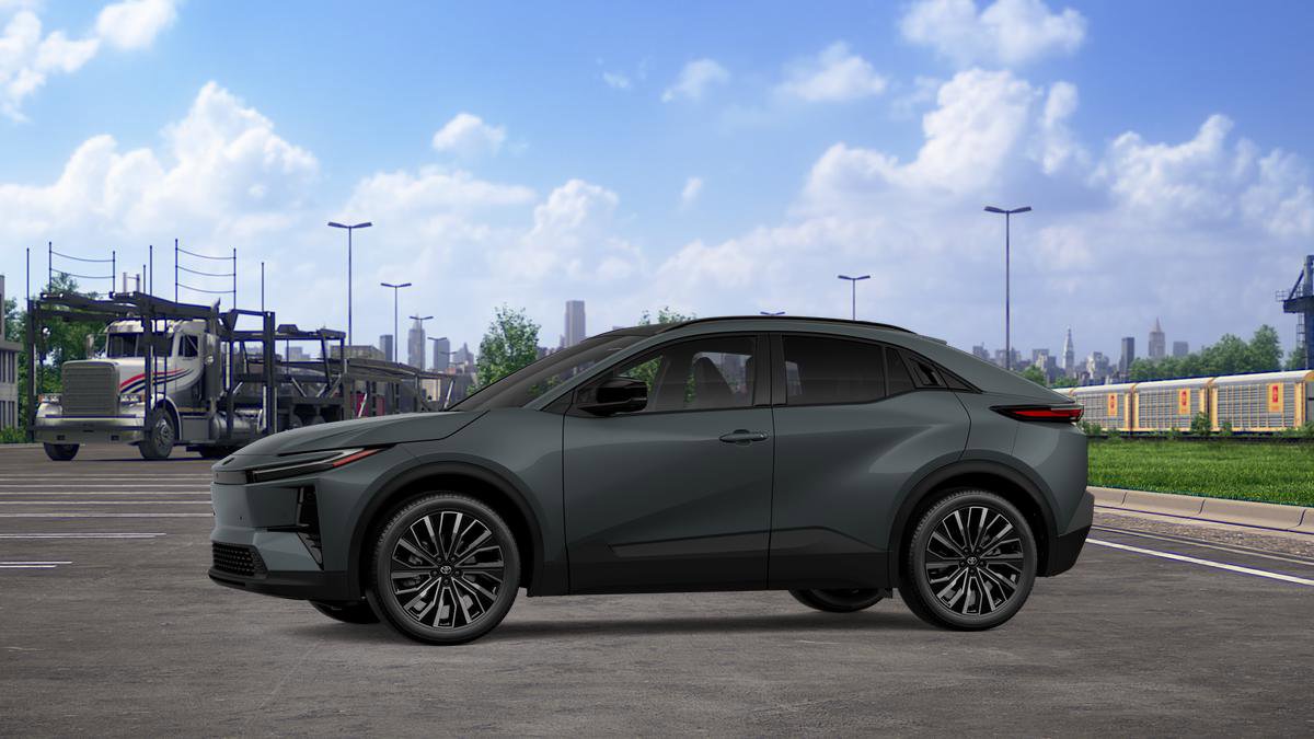 New 2026 Toyota C-HR image 5