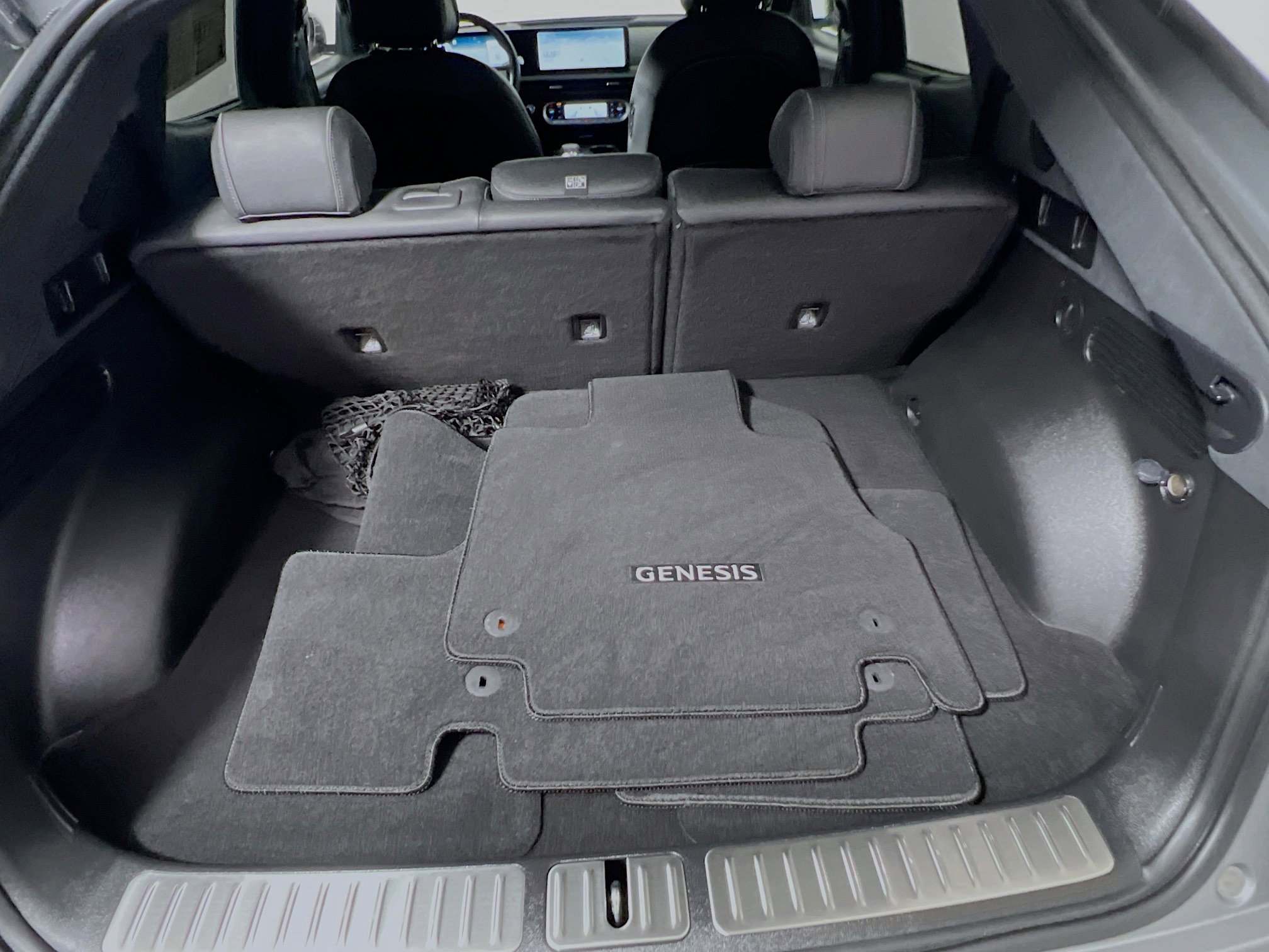 Used 2024 Genesis GV60 Performance image 34