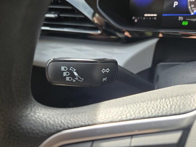 Used 2022 Volkswagen Taos S image 20