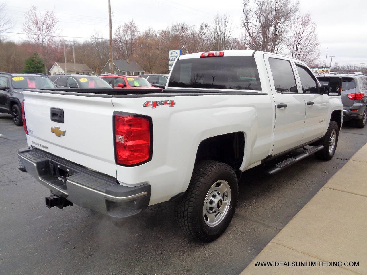 Used 2017 Chevrolet Silverado 2500 W/T w/ WT Convenience Package AWD/4WD image 3