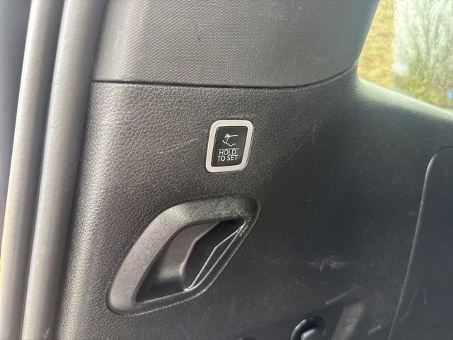 Used 2022 Jeep Wagoneer Series III AWD/4WD image 36