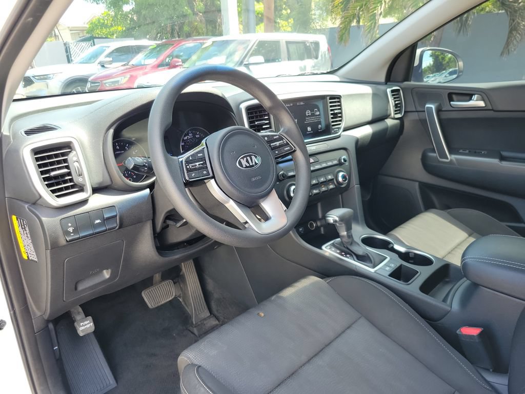 Used 2020 Kia Sportage LX FWD image 16