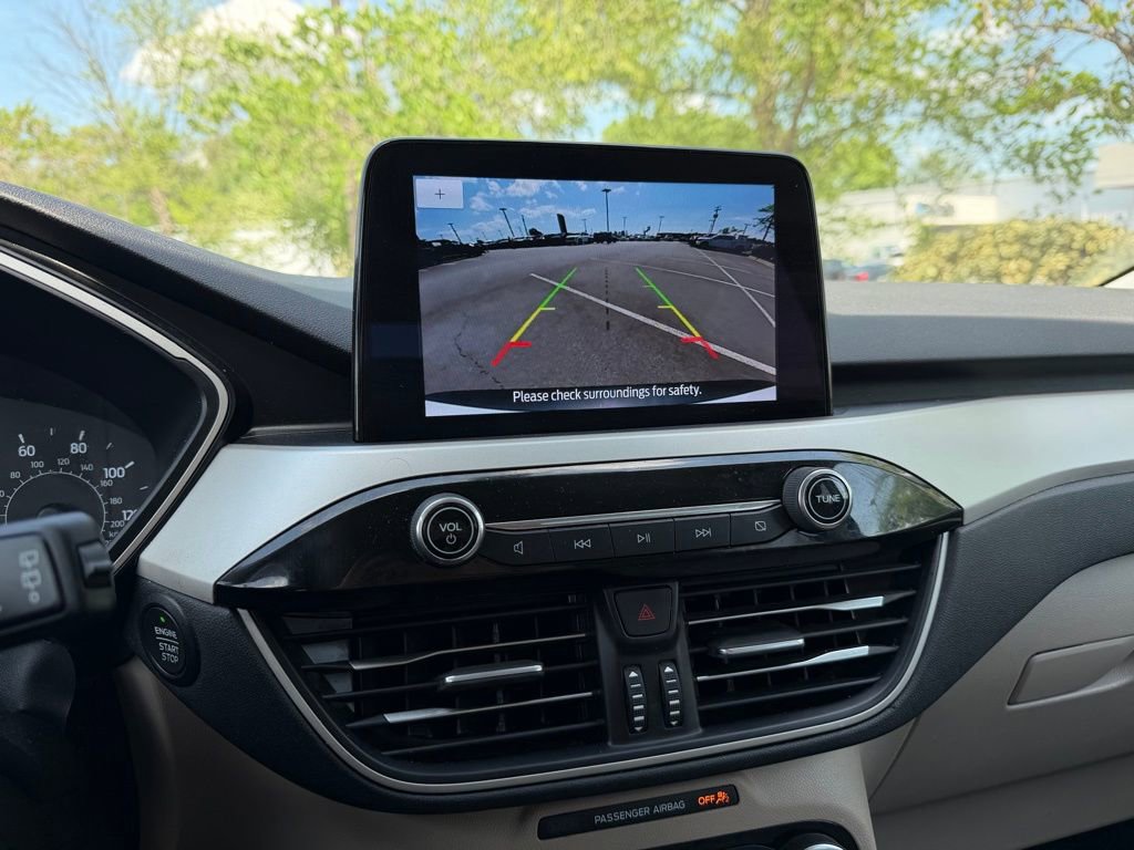 Used 2022 Ford Escape SE FWD image 19