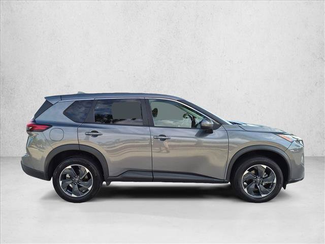 Used 2024 Nissan Rogue SV AWD/4WD image 4