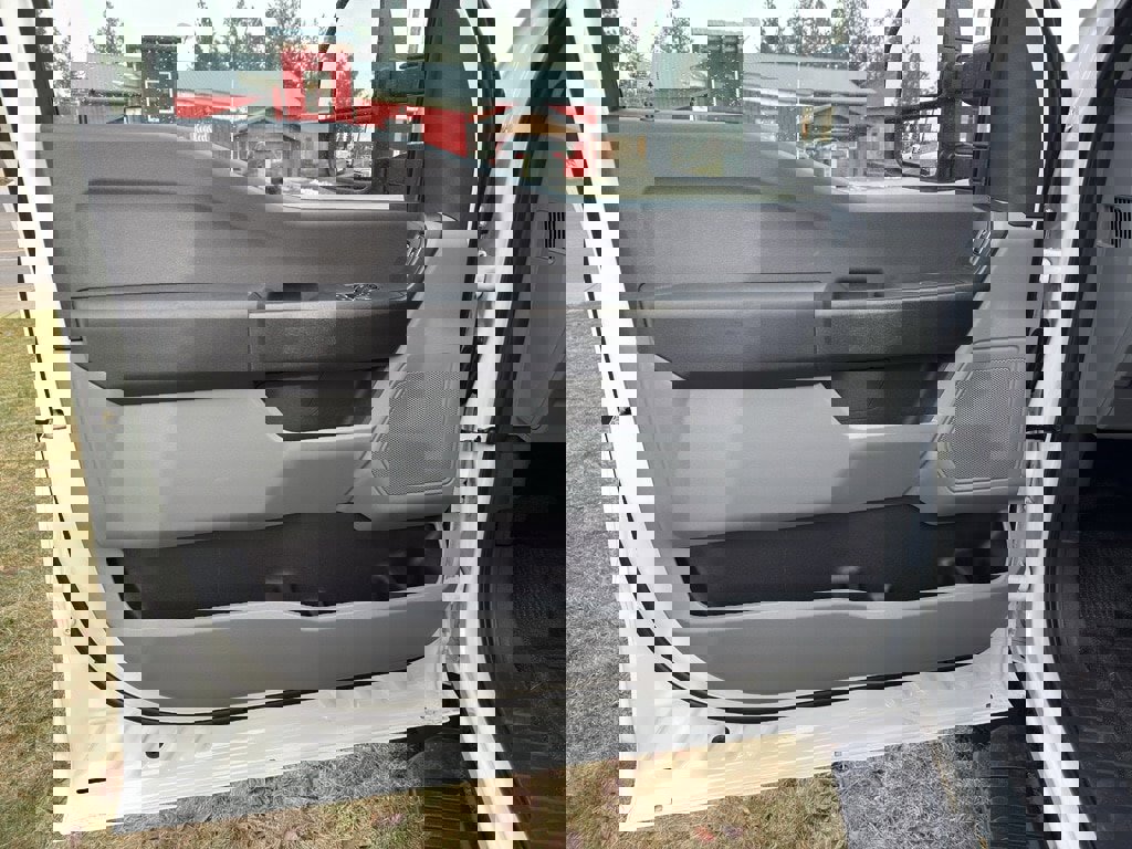 New 2026 Ford F550 4x4 Regular Cab Super Duty image 10