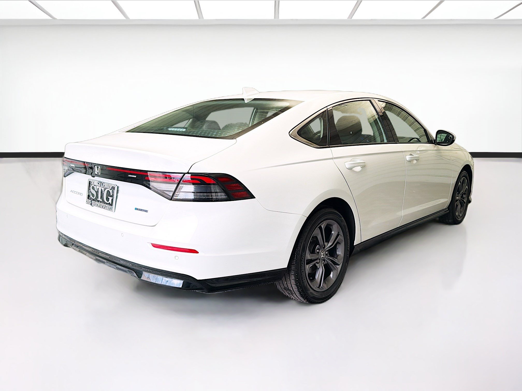 Used 2024 Honda Accord EX-L image 4
