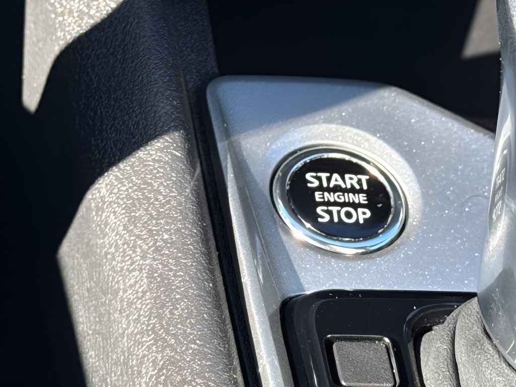 Used 2025 Nissan Altima 2.5 SV FWD image 18