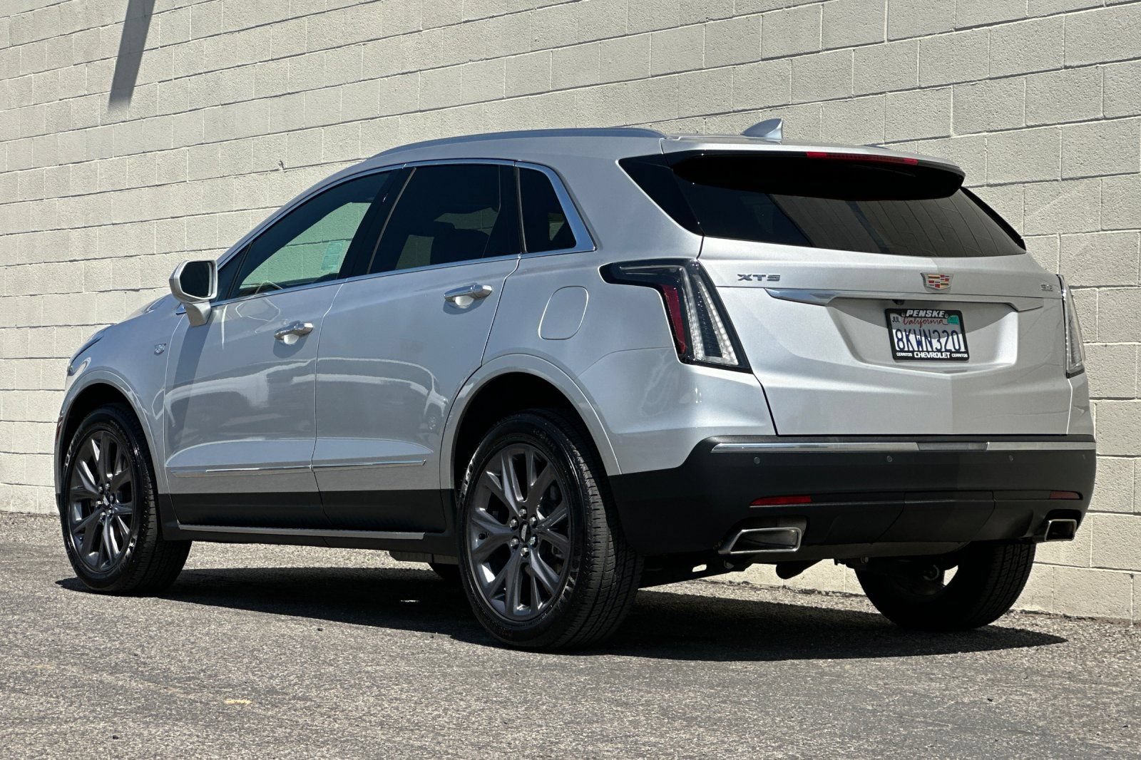 Certified 2019 Cadillac XT5 Luxury w/ Sport Package FWD image 6