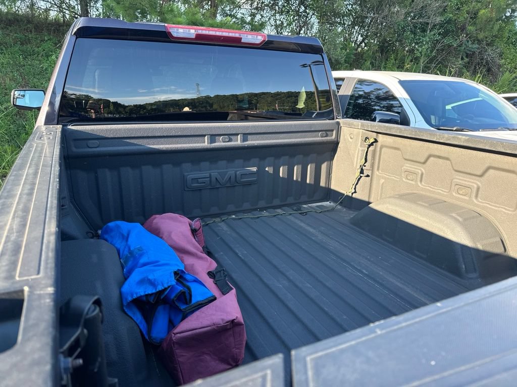 Used 2023 GMC Sierra 1500 SLT w/ SLT Premium Package AWD/4WD image 12
