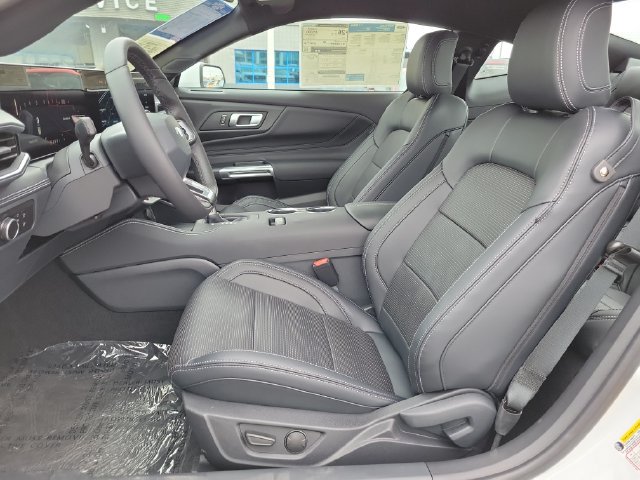 Used 2026 Ford Mustang Premium RWD image 12