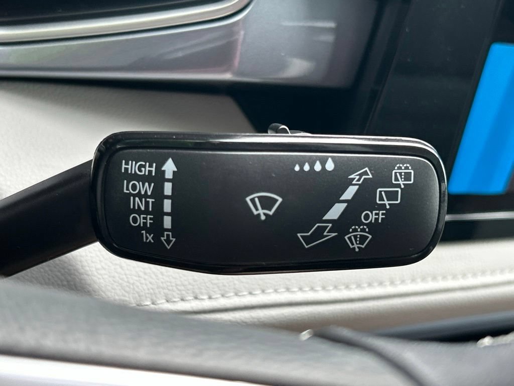 New 2026 Volkswagen Taos SEL AWD/4WD image 30