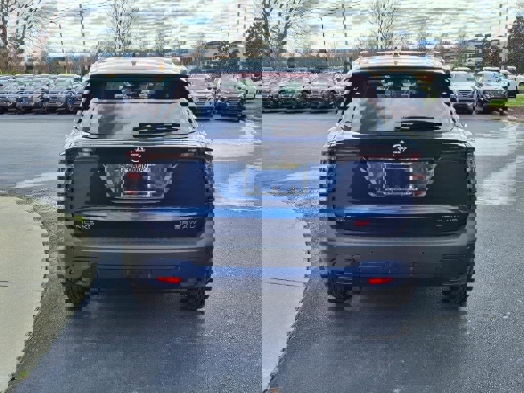 New 2025 Nissan Kicks SR w/ Illumination Package image 4