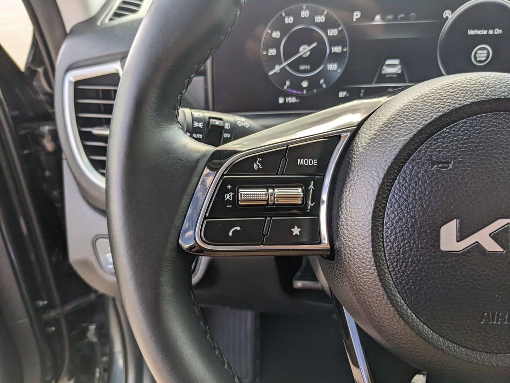 Certified 2025 Kia Seltos EX image 29