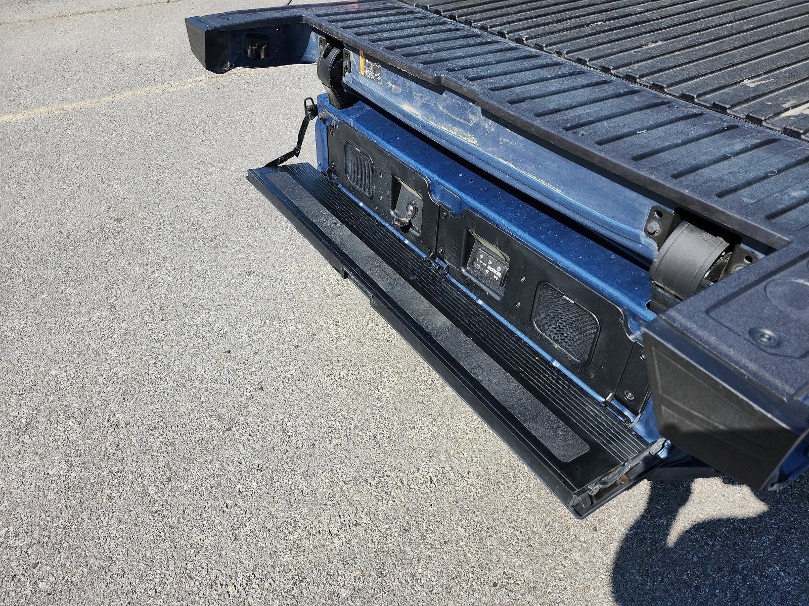 Used 2024 GMC Sierra 1500 Denali Ultimate image 14