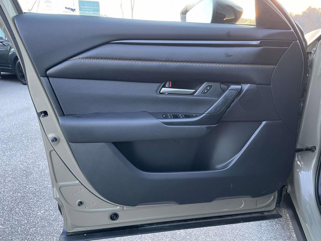 Used 2024 MAZDA CX-50 AWD 2.5 Turbo w/ Cargo Package image 5