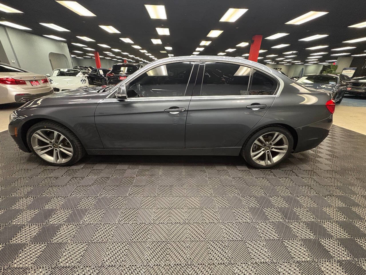 Used 2018 BMW 330i Sedan image 6