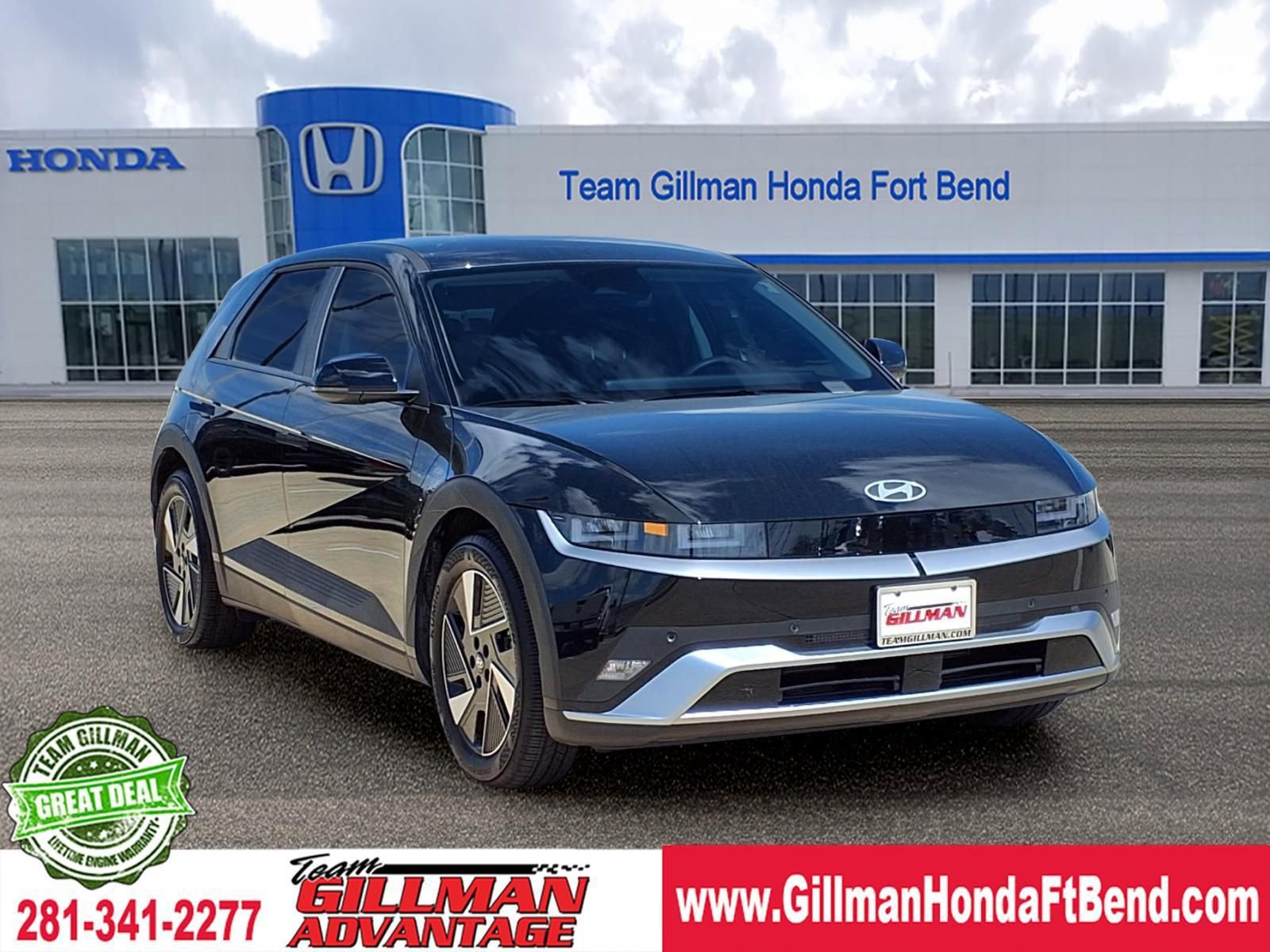 Used 2025 Hyundai Ioniq 5 SE RWD image 1