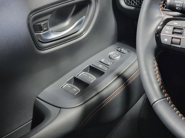 Certified 2025 Honda HR-V Sport image 23