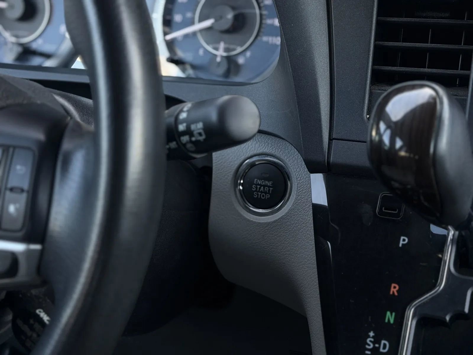 Used 2019 Toyota Sienna XLE FWD image 36
