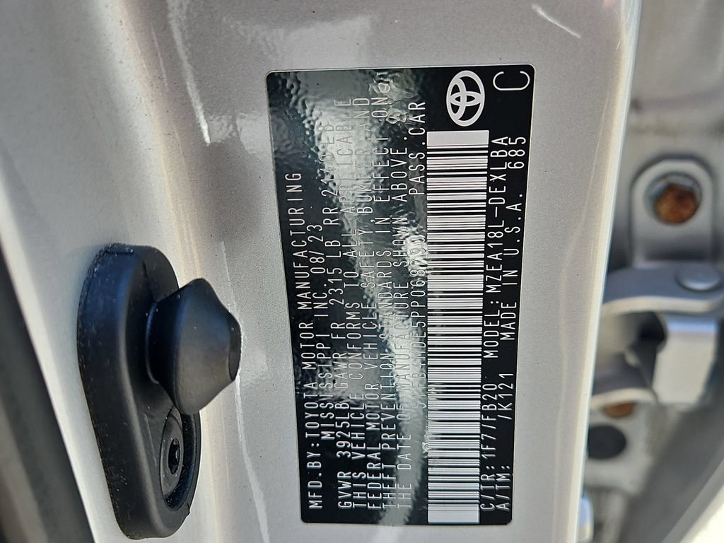 Used 2023 Toyota Corolla LE FWD image 30