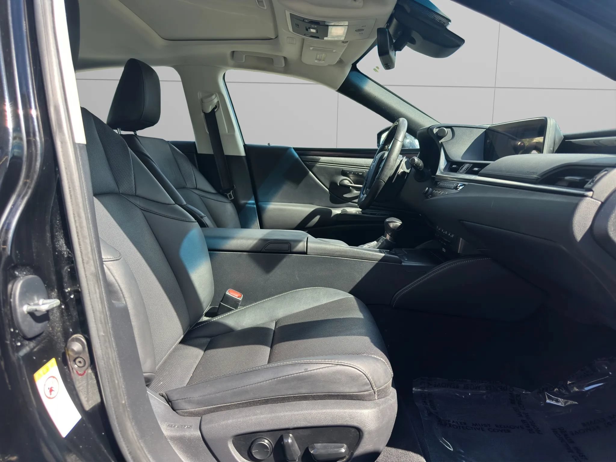 Used 2019 Lexus ES 350 w/ Premium Package FWD image 12