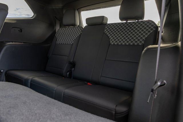 Used 2025 GMC Acadia Denali w/ LPO, Floor Liner Package image 9