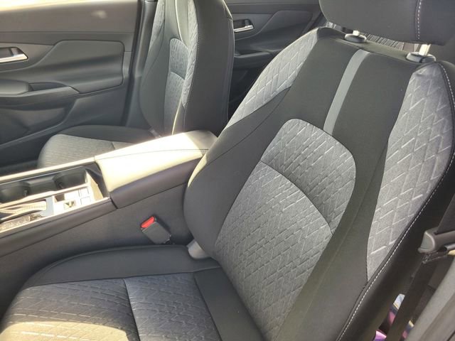 New 2026 Nissan Sentra SV w/ SV Convenience Package FWD image 8