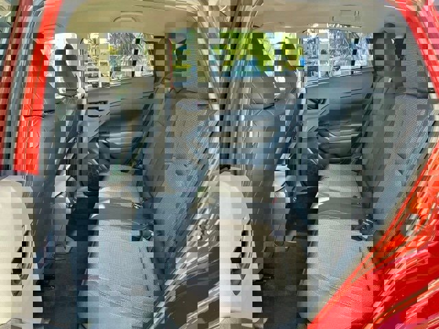 Used 2024 Subaru Crosstrek 2.0i Premium image 8