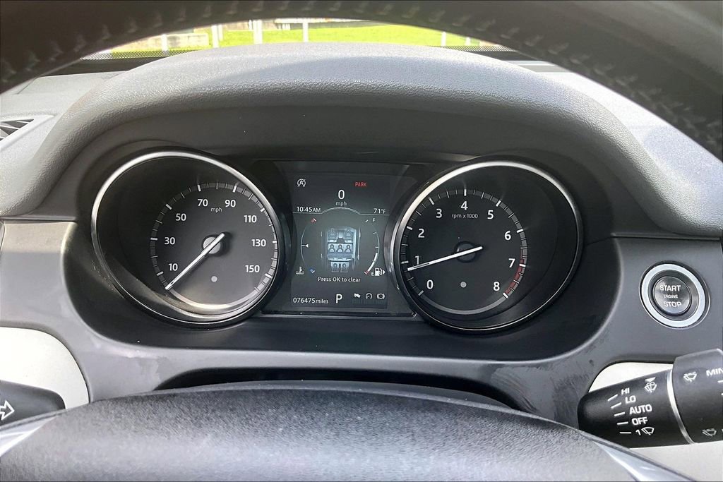Used 2018 Land Rover Discovery Sport HSE AWD/4WD image 31