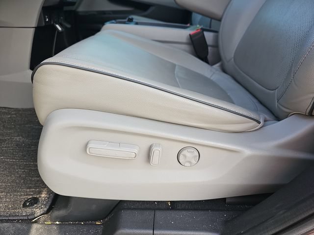 Used 2022 Honda Odyssey Elite image 12