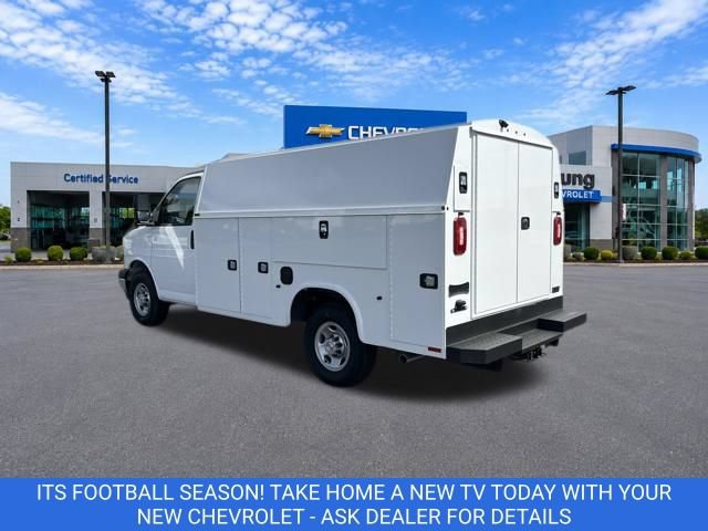 New 2025 Chevrolet Express 3500 w/ Power Convenience Package RWD image 5