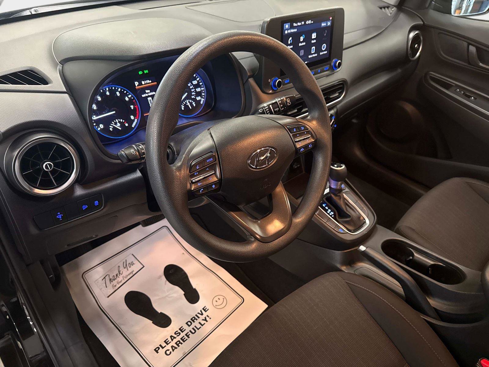 Used 2022 Hyundai Kona SEL image 21