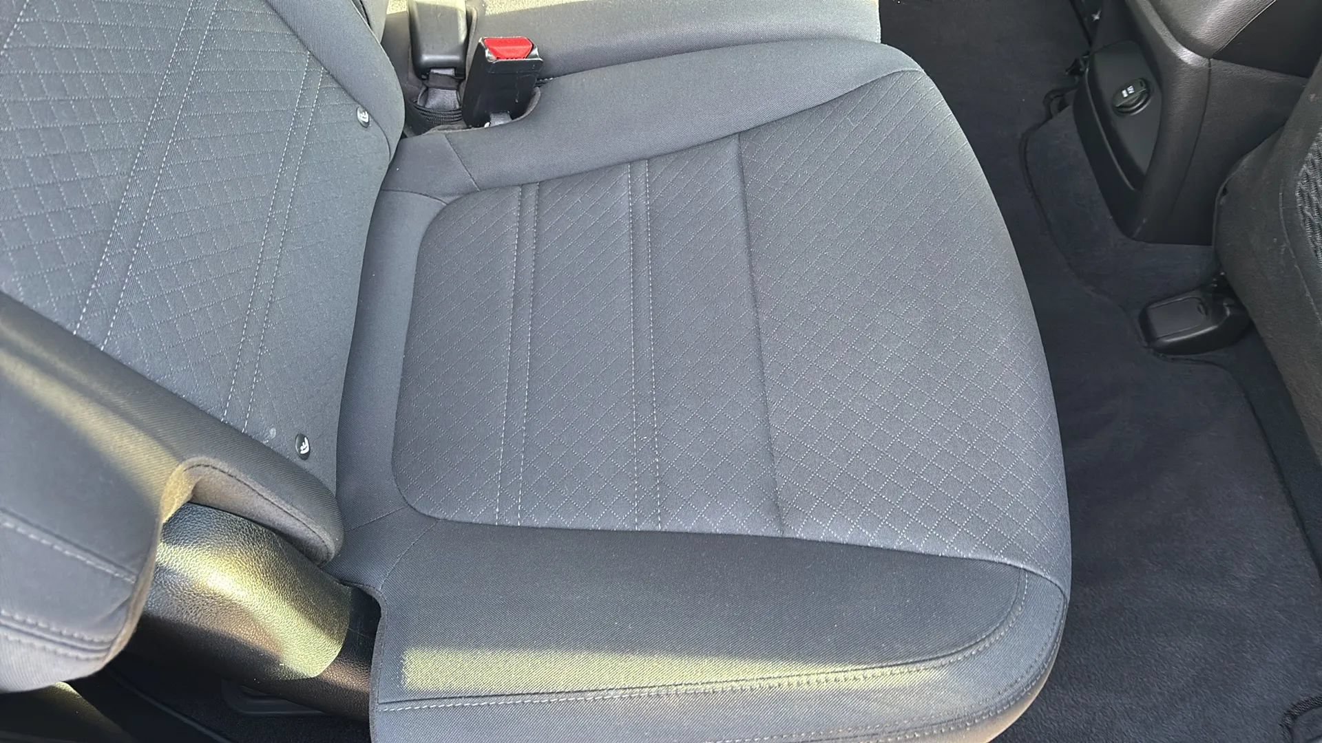Used 2020 Kia Sorento L FWD image 38