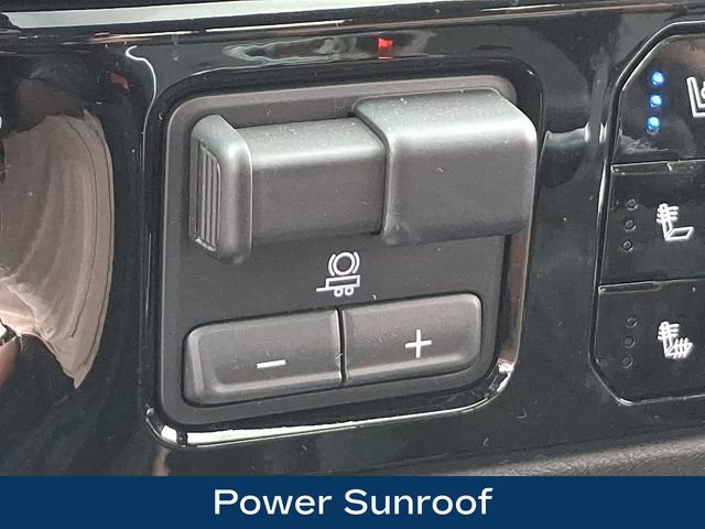 Used 2025 Chevrolet Silverado 1500 High Country w/ Technology Package image 18