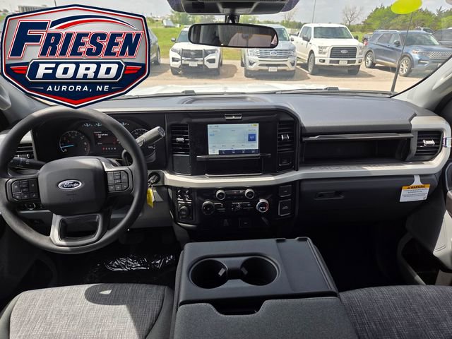New 2026 Ford F350 XLT w/ FX4 Off-Road Package AWD/4WD image 17