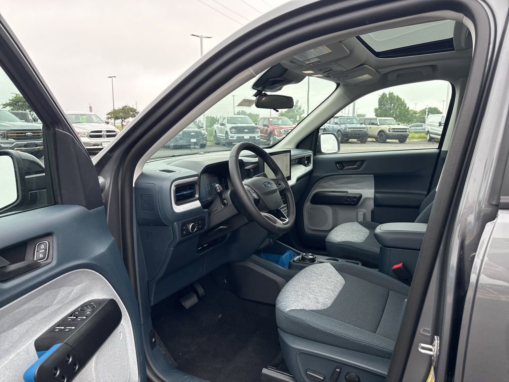 New 2025 Ford Maverick XLT w/ XLT Luxury Package image 28
