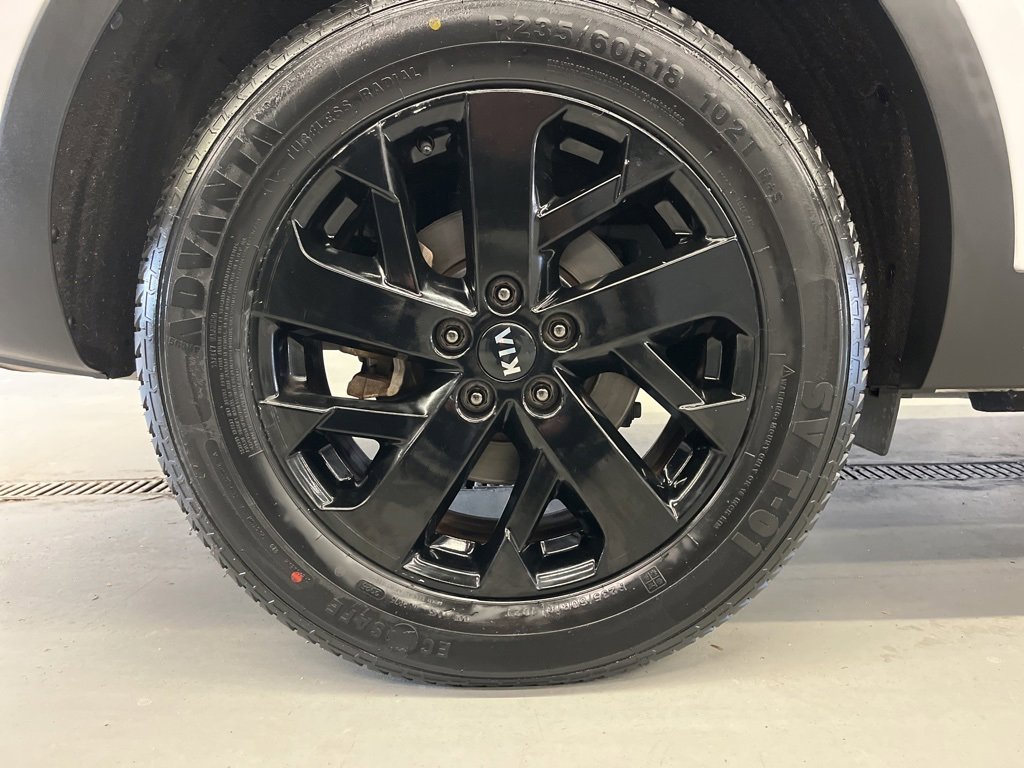 Used 2021 Kia Sorento S w/ Panoramic Sunroof Package image 39