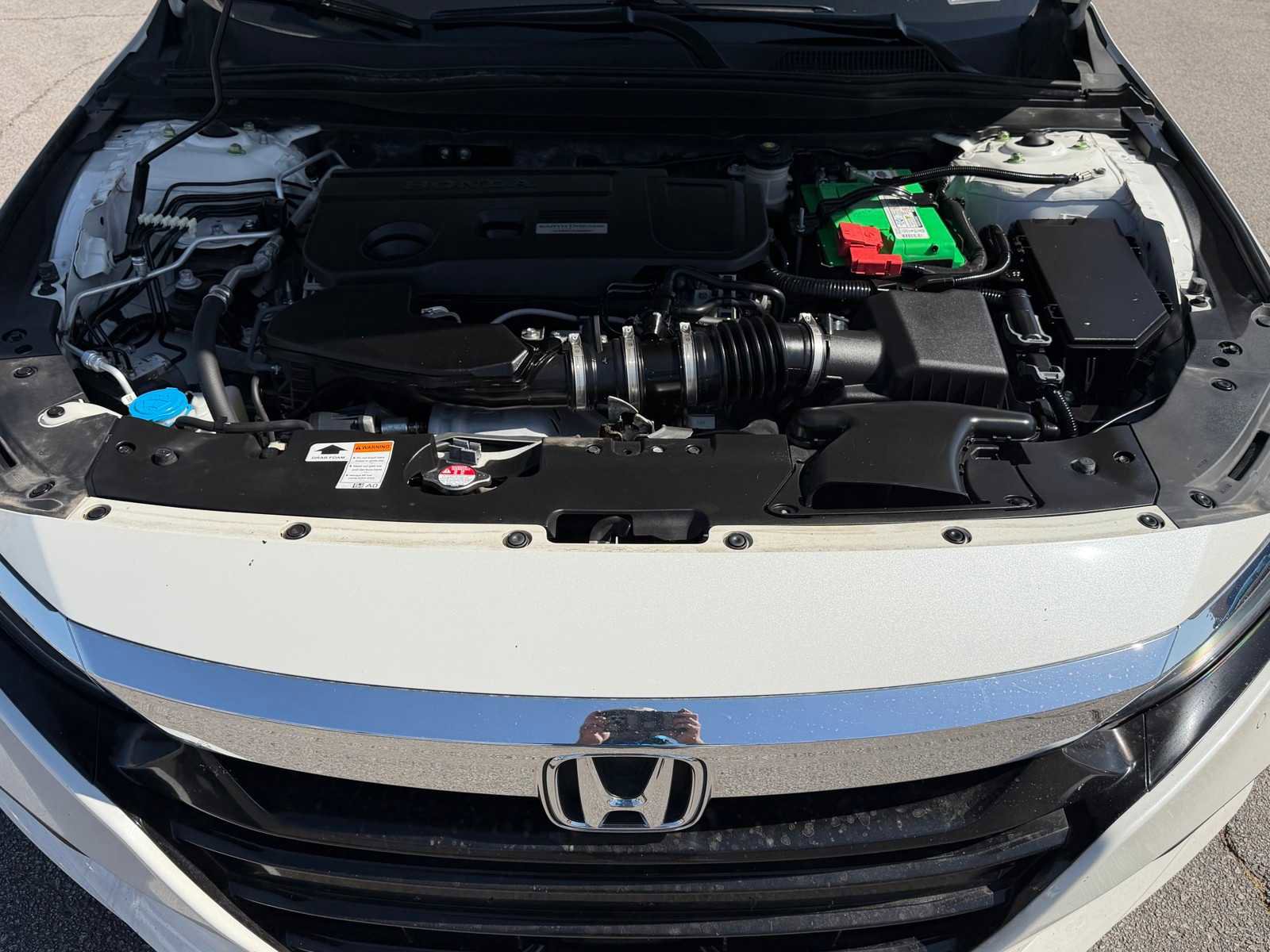 Used 2018 Honda Accord Touring image 35