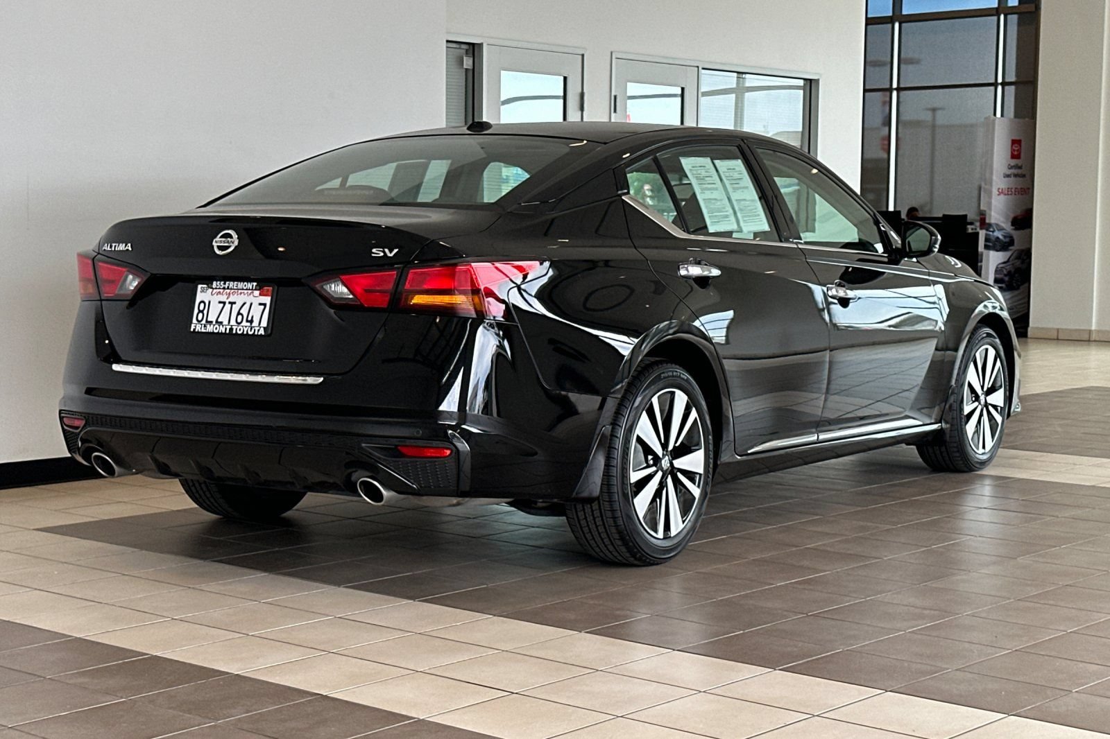 Used 2019 Nissan Altima 2.5 SV FWD image 4