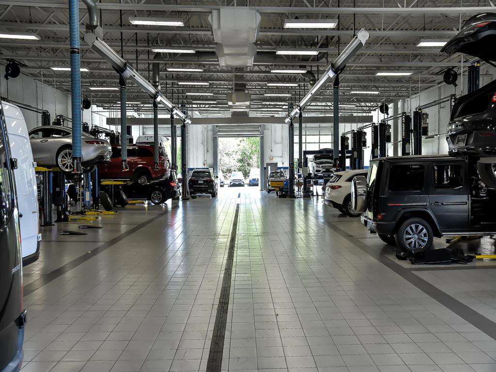 Certified 2025 Mercedes-Benz GLE 450 4MATIC image 35