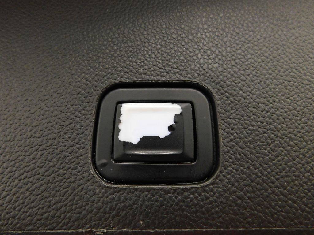 Used 2015 Cadillac SRX Performance w/ Driver Awareness Package image 12