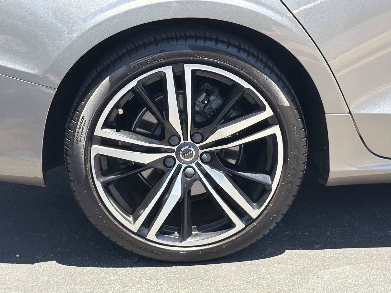Used 2019 Volvo S60 T5 R-Design FWD image 28