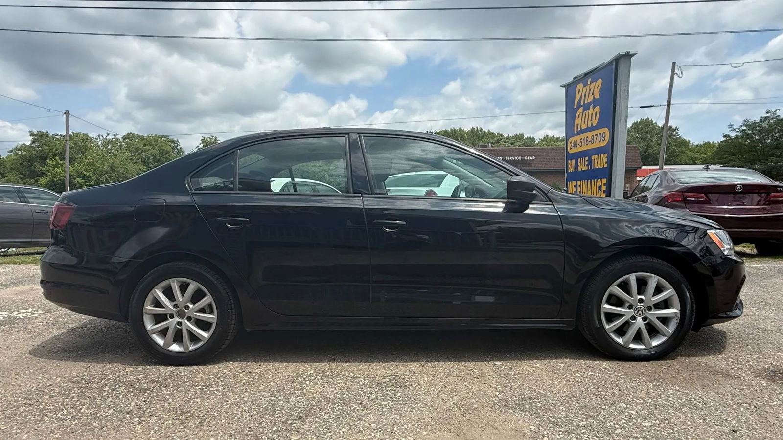 Used 2015 Volkswagen Jetta SE FWD image 5